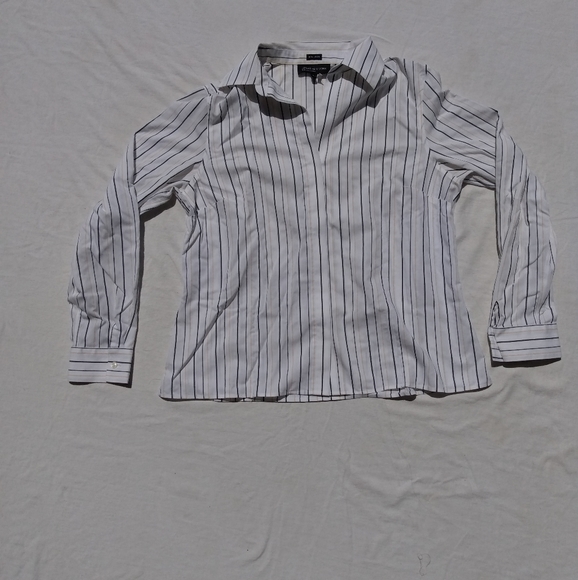 Tops - Button up shirt
